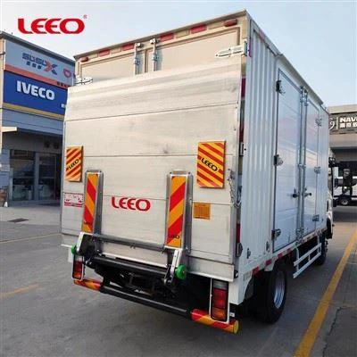 Mengangkat trak ekor